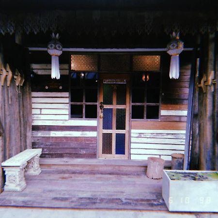 @Lanna House (Adults Only) Vandrarhem Chiang Mai Exteriör bild