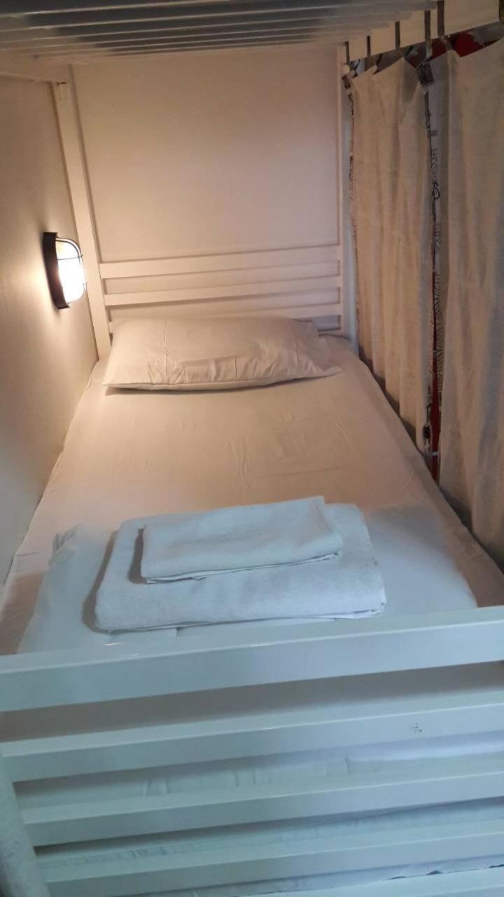 @Lanna House (Adults Only) Vandrarhem Chiang Mai Exteriör bild