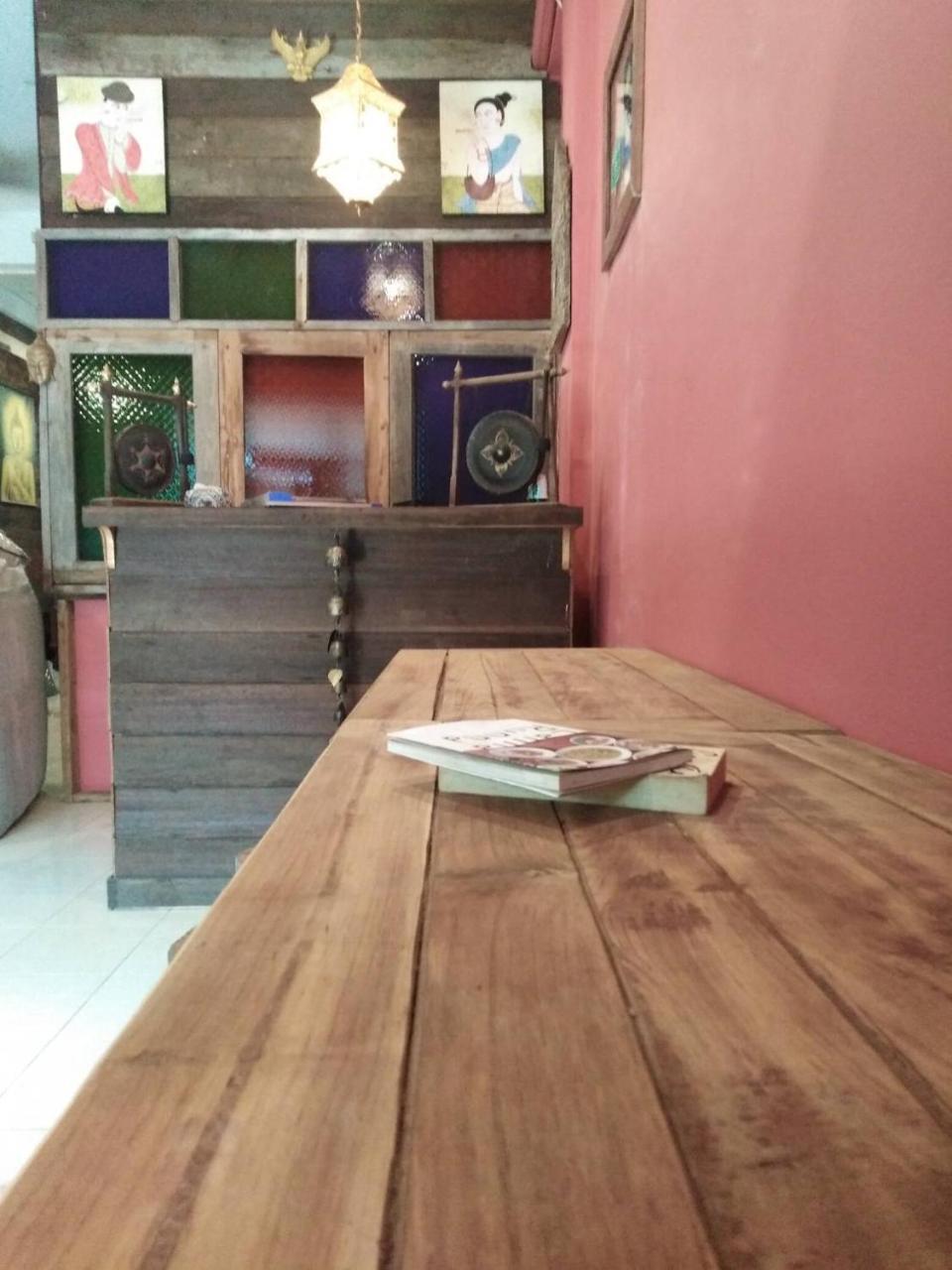 @Lanna House (Adults Only) Vandrarhem Chiang Mai Exteriör bild