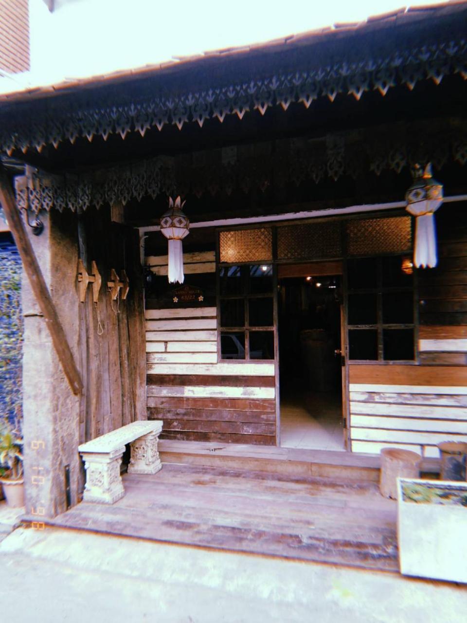 @Lanna House (Adults Only) Vandrarhem Chiang Mai Exteriör bild